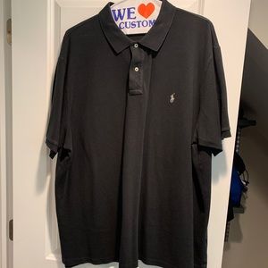 Men’s polo shirt.
